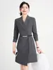 Vestido de Terno Profissional Preto de Outono para o Trabalho Alta Costura Vestido Temperamento Irregular Loja de Joias Vendas Roupas de Trabalho