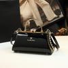Bolsa Feminina de Couro Brilhante Fashion 2026 Novo Modelo Versátil Bolsa de Mão Ombro Transversal Tendência Leve Simples Estilosa