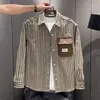 Camisa casual de rayas para hombre de principios de otoño, moderna, de lujo ligero, versátil, para exteriores, corte regular, elegante, con cuello camisero, chaqueta de moda