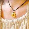 Pingente Estilo Antigo Banhado a Ouro para Homens e Mulheres, Pingente da Paz que Muda de Cor, Item de Presente