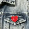 Broche Creativo en Forma de Corazón con ECG de Venta Caliente Transfronterizo, Pin de Ropa de Estetoscopio Médico, Accesorio Antiexposición