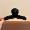 Pinzas para el pelo grandes de otoño e invierno para mujeres con cabello grueso, con un lujoso diseño de felpa, adecuadas para la parte trasera de la cabeza, accesorios para el cabello estilo pinza de tiburón