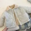 Jaqueta de Algodão para Meninas 2025 Inverno Nova Moda Gola de Pelúcia Casaco Confortável Quente Espesso Casaco de Algodão Jaqueta de Algodão Versátil