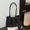 Bolso de Hombro Retro Simple de Gamuza 2025 Invierno Nuevo Gran Capacidad Bolso de Mano de Moda de Alto Valor