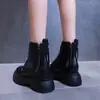 Botas Chelsea plataforma estilo britânico em couro macio para mulheres, nova coleção outono/inverno 2026, com salto oculto, estilo Chelsea, tornozeleiras da moda para street style