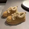 Sapatos Birkenstock bege com sola grossa de pelúcia botas de neve femininas 2026 novo outono e inverno aumentar altura quentes sapatos de algodão sapatos pão