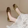 Wei Wei Girl 336-32 Bico Quadrado Baixo Ballet Mary Jane Sapatos de Salto Baixo Feminino Laço Plano Sapatos de Avó Rolo de Ovo