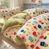 Juego de cuatro piezas de terciopelo de leche clase A invierno doble cara engrosado terciopelo coral ropa de cama para dormitorio estudiantil juego de tres piezas de franela edredón z