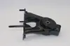 El soporte de motor de goma 12305-0M060 es adecuado para el modelo Vios 08-13 1.3 transmisión manual; Yaris 08-13 modelo 1.3