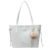 Bolso de hombro grande de estilo coreano, simple y elegante, de gran capacidad, para mujer, moderno y sofisticado, bolso tote fresco y versátil para llevar debajo del brazo