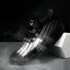 Nuevos Zapatos de Hombre verano transpirables finos huecos deportivos para correr de malla zapatos de malla para hombre ligeros de malla negra zapatos de moda