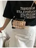 Mini bolsa quadrada para mulheres, novo acessório de moda de verão, bolsa transversal, bolsa de mão fofa para crianças, bolsa de ombro estilo de rua