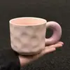Taza de color contrastante para fufu de leche con tapa y cuchara regalo de cumpleaños para niñas mejores amigas taza práctica souvenir de cerámica