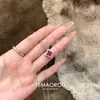 Collar Colgante Trébol de Cuatro Hojas con Diamantes y Rubíes Brillantes Moda de Alta Gama Primavera y Verano Exquisito Collar de Alta Gama Nuevo Estilo 2025