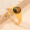 Joyería de acero inoxidable estilo europeo y americano transfronterizo, moda de lujo ligero, fundición con incrustaciones de piedra natural ovalada, fabricantes de anillos de acero de titanio