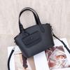 Bolso de Mujer de Piel de Vaca de Capa Superior TOGO de Hombro Único Nicho Moderno y Generoso Práctico Bolso de Compras Tipo Concha Color Sólido Bolso Cruzado