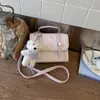 Bolso Cruzado de Dibujos Animados Estilo Coreano Transfronterizo para Niñas, Nuevo Tendencia Primavera 2026 Estilo Universitario de Nicho Bolso Cuadrado Pequeño Versátil