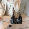 Elegante Casual Brillante 2026 Principios de Primavera Nuevo Bolso de Hombro Único de Charol Moda Lujo Ligero Bolso de Axila para Mujer
