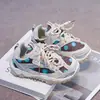Zapatos Casuales Versátiles de Moda para Niñas 2026 Primavera/Verano Nuevos Zapatillas Deportivas Versátiles de Moda para Niños Suela Suave Zapatos de Papá Tendencia