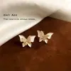 Brincos Duplos de Borboleta com Diamantes Inteiros, Brincos de Coração Doce e Femininos, Design de Luxo Acessível de Nicho, Brincos Franceses Pequenos e Frescos