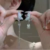 Pendientes Azules de Zirconia Super Hada para Mujer, Elegantes Pendientes de Mariposa con Perlas de Imitación, Diseño de Nicho, Sensación de Alta Gama, Pendientes Adelgazantes