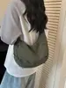 Bolsa ligera estilo coreano, bolsa impermeable tipo dumpling de nailon, adecuada para estudiantes, uso casual, para ir al trabajo y uso al aire libre; se puede llevar como bolso de hombro o bolso cruzado, tanto para hombres como para mujeres