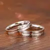 Un Par de Anillos de Pareja Amor Eterno con Diamantes y Letras Inglesas Anillos Abiertos, Modernos, Sencillos y Anillos de Amor Eterno