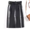 Falda de Cuero con Hebilla Vintage para Mujer, Otoño 2026 Nueva Falda de Cintura Alta Ajustada al Cuerpo que Resalta las Caderas, Falda Lápiz de Longitud Media Adelgazante