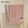Toalla Facial Linda, Set de Tres Piezas de Toalla de Baño para Dormitorio de Estudiantes, Modelo Nuevo 2026, Coral Fleece Sin Algodón, Absorbente para Bañarse