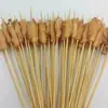 Brochetas pequeñas al por mayor para barbacoa de mercado nocturno, selección completa de brochetas calientes y frías, brochetas fritas, productos semiacabados, pollo Bobo y brochetas de cordero