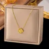 Acero Inoxidable con Recubrimiento al Vacío Sensación de Alta Gama Corazón Trébol de Cuatro Hojas Collar Temperamento Femenino Versátil Acero de Titanio Color Duradero Cadena para Clavícula