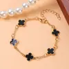 Pulseira de Trevo de Quatro Folhas com Gotejamento de Óleo Estilo Coreano de Luxo Leve para Mulheres, Corrente de Extensão Ajustável, Moda Versátil para o Dia a Dia, Joia de Mão para Celebridade da Internet, Atacado Transfronteiriço