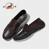 Zapatos de Hombre Gongyang Modelo Nuevo 2026 Piel Genuina Suela Blanda Ligeros Mocasines Slip-On Casual Cómodos Zapatos de Cuero para Hombre