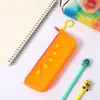 Bolsa de Lápices de Silicona con Dibujos Animados de Frutas y Verduras, Bolsa Creativa de Papelería para Estudiantes, Bolsa de Almacenamiento de Lápices Impermeable de Gran Capacidad