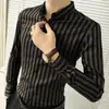 Camisa de rayas ligera de lujo para hombre, camisa de manga larga ajustada, estilo coreano, elegante y de moda, camisa informal de negocios para hombre, top para hombre