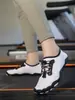 Zapatos de fitness para interior, zapatos de yoga, zapatillas deportivas para mujer, especializados para entrenamiento aeróbico, cuerda para saltar, baile, silenciosos, antideslizantes, amortiguadores para uso en casa