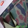 Stock de fábrica, Sin marcas blancas, Estampado de camuflaje pequeño, PVC impermeable, Superficie brillante, Buena calidad, Tela Oxford recubierta para toldo de triciclo