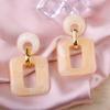 Aretes Acrílicos Cuadrados con Textura Serie Otoño e Invierno Europea y Americana Aretes Moda Vintage Joyería para la Oreja Mujeres