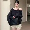 JustQin 2026 Outono/Inverno Novo Estilo Suéter Falso de Duas Peças Ombro a Ombro Feminino Sexy Top Ombro a Ombro