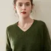 Novo Suéter Feminino Top de Tricô Espesso Solto Outono e Inverno Gola com Fio de Flor de Montanha Suéter de Caxemira Emagrecedor Camada de Base Feminina Tricotada