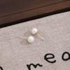 Pendientes de Aguja de Plata Estilo Japonés y Coreano Diseño Nicho Retro Elegantes de Perlas para Mujer Pendientes de Personalidad Simple de Lujo Ligero de Alta Gama