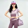 Conjunto de yoga bicolor para mujer, corte ajustado, manga corta, pantalón largo, ropa de entrenamiento de Pilates, ropa profesional para fitness