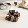 Sandalias Deportivas para Niños 2026 Nuevo Estilo de Verano Sandalias Abiertas de Suela Suave para Niños Zapatos de Playa Antideslizantes para Bebés Niñas