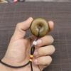 Colgante de hebilla de seguridad de sándalo verde argentino para hombre, pieza de mano Wenwan, colgante de anillo de pan para coche, joyería de sándalo al por mayor