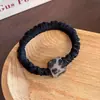 Scrunchie de cetim plissado estilo coreano para mulheres, novo modelo 2026, alta elasticidade, prendedor de cabelo durável, faixa de cabelo, acessório de cabelo elástico