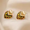 Pendientes de Clip Retro Europeo y Americano con Estampado de Leopardo, Triángulo Geométrico de Esmalte, Corazón, Pendientes de Moda con Sentido del Diseño para Mujer