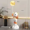 Luxo Leve Celebridade da Internet Urso Violento Mesa de Centro para Desktop Armário de Vinho Ornamento de Sala de Estar Decoração de Sala de TV e Sofá Inauguração de Casa
