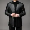 Jaqueta de Couro Masculina com Gola Reversível, de Botão Único, Comprimento Médio, Forrada com Lã, Jaqueta de Couro Espessa, Novo Estilo Outono e Inverno 2024, Casaco de Pai