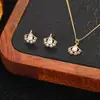 Conjunto de Colección de Dos Piezas de Pendientes y Collares Más Vendido Transfronterizo Venta al por Mayor Moda Europea y Americana Cadena de Clavícula Ligera de Lujo Pendientes