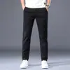 Venta al por mayor de fábrica pantalones casuales de algodón para hombre de verano elásticos ajustados rectos pequeños pantalones versátiles para hombre pantalones ligeros de negocios